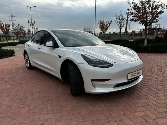 2021 Tesla Model 3 Standart Plus I, белый, 2716954 рублей - вид 2
