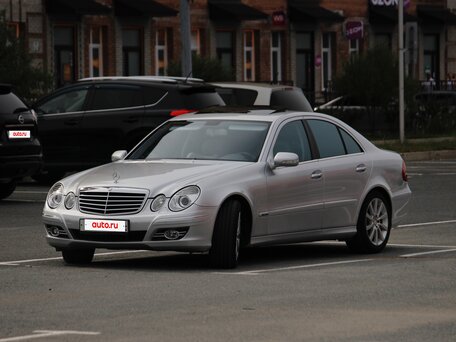 2008 Mercedes-Benz E-Класс 230 III (W211, S211) Рестайлинг, серебристый, 1290000 рублей, вид 2