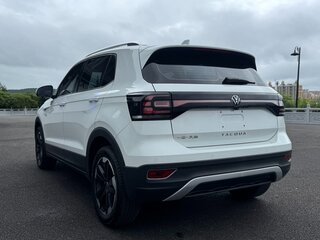 2022 Volkswagen Tacqua, белый, 1713686 рублей, вид 5