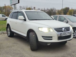 2008 Volkswagen Touareg I Рестайлинг, белый, 1500000 рублей, вид 1