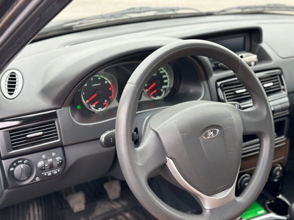 2014 Lada (ВАЗ) Priora I Рестайлинг, коричневый, 810000 рублей - вид 14