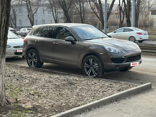 2014 Porsche Cayenne S Diesel II (958), коричневый, 3450000 рублей, вид 4
