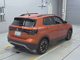 2020 Volkswagen T-Cross I, оранжевый, 1300000 рублей, вид 2