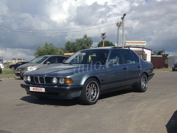 1986 BMW 7 серии 735i II (E32), серый - вид 9