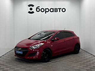 2012 Hyundai i30 II, красный, 825000 рублей, вид 2