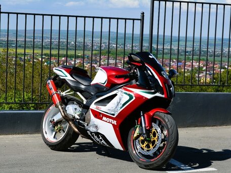 2004 Aprilia RSV1000 R, красный, 549000 рублей, вид 1