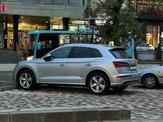 2017 Audi Q5 II (FY), серебристый, 3200000 рублей, вид 1