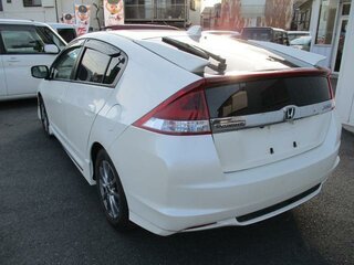 2012 Honda Insight II Рестайлинг, белый, 1070000 рублей, вид 5