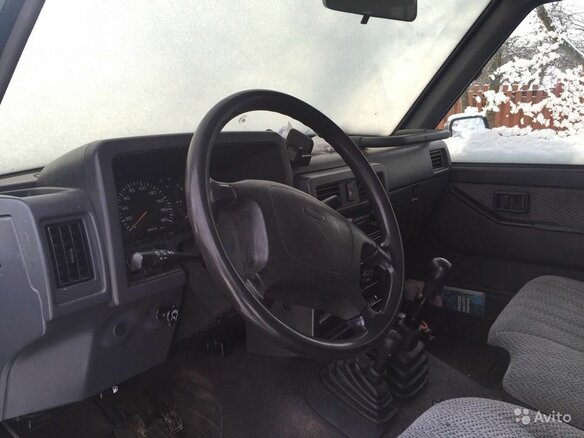 1997 Nissan Patrol IV (Y60), зелёный - вид 5