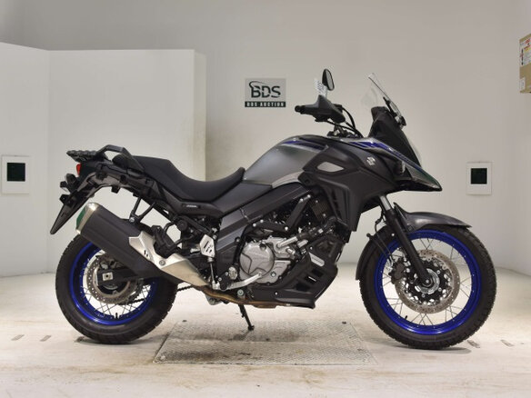 2022 Suzuki V-Strom DL 650, серый, 900000 рублей