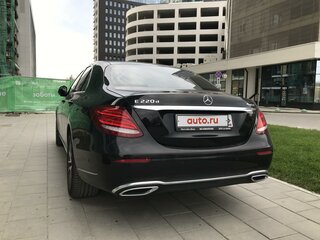 2018 Mercedes-Benz E-Класс 220 d V (W213, S213, C238), чёрный, 3300000 рублей, вид 4