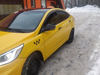 2014 Hyundai Solaris I, жёлтый, 850000 рублей, вид 4