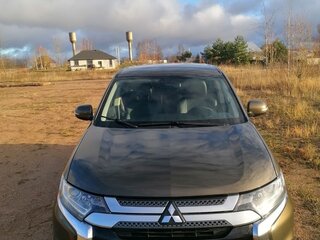 2018 Mitsubishi Outlander III Рестайлинг 3, коричневый, 2230000 рублей, вид 2