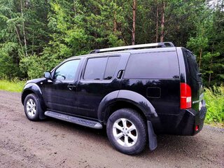 2006 Nissan Pathfinder III, чёрный, 1220000 рублей, вид 3