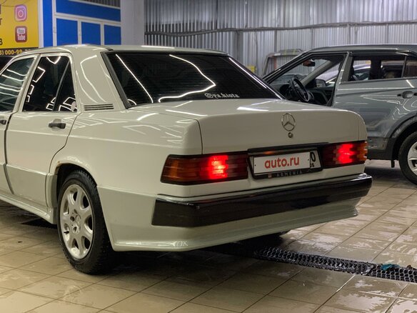 1991 Mercedes-Benz 190 (W201), белый, 420000 рублей - вид 19