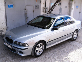 1998 BMW 5 серии 523i IV (E39), серебристый, 850000 рублей, вид 3
