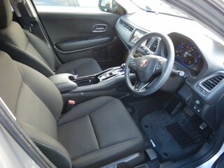 2014 Honda Vezel I, серый, 1750000 рублей, вид 4