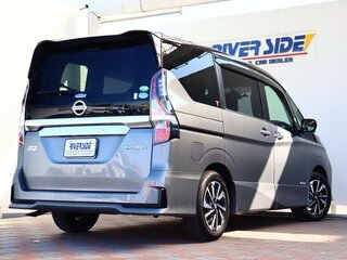 2020 Nissan Serena S-Hybrid V (C27) Рестайлинг, серый, 1600000 рублей, вид 4