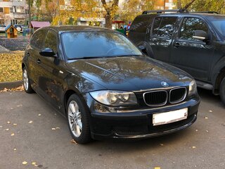 2009 BMW 1 серии 116i I (E81/E82/E87/E88) Рестайлинг, чёрный, 1075000 рублей, вид 2