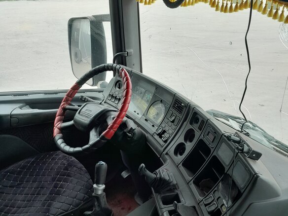 1997 Scania P-series, белый, 2400000 рублей - вид 10