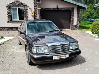 1990 Mercedes-Benz W124 200, фиолетовый, 1300000 рублей, вид 5