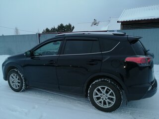 2017 Toyota RAV4 IV (XA40) Рестайлинг, чёрный, 2550000 рублей, вид 3