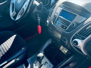 2013 Hyundai ix35 I Рестайлинг, красный, 1350000 рублей, вид 2