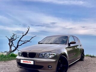 2005 BMW 1 серии 118i I (E81/E82/E87/E88), бежевый, 999999 рублей, вид 1
