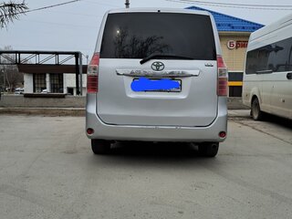 2008 Toyota Noah II (R70), серый, 1250000 рублей, вид 5