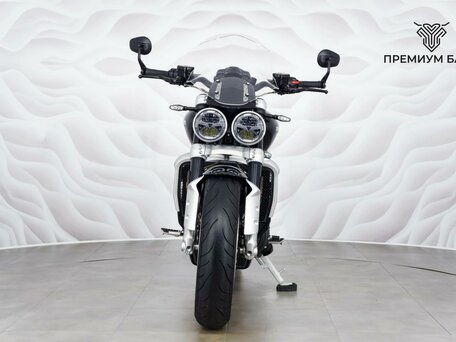 2021 Triumph Rocket 3, чёрный, 2199000 рублей, вид 4