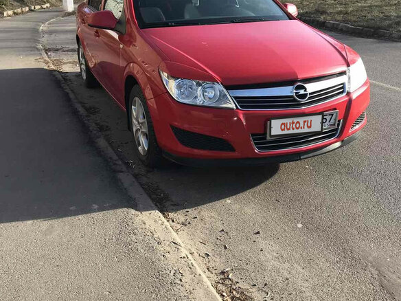 2012 Opel Astra H Рестайлинг, красный - вид 1