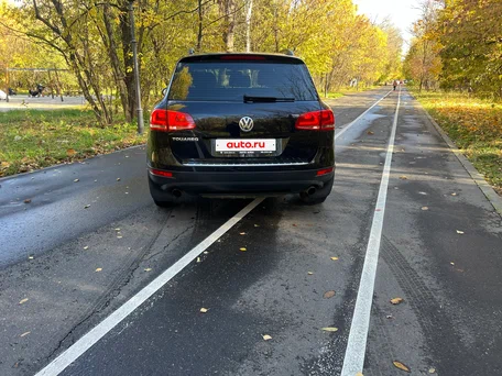 2013 Volkswagen Touareg II, чёрный, 3000000 рублей, вид 5