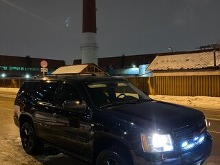 2008 Chevrolet Tahoe III, чёрный, 1900000 рублей, вид 2