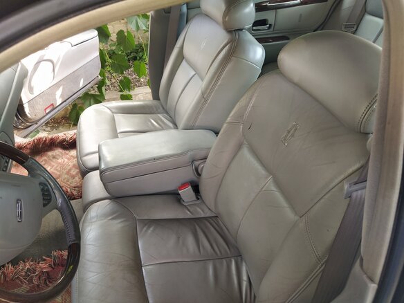 2000 Lincoln Town Car III, серый - вид 10