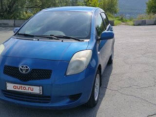 2007 Toyota Yaris II, синий, 399000 рублей, вид 1