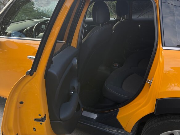 2014 Mini Hatch Cooper III (F55/F56), жёлтый, 1850000 рублей - вид 14