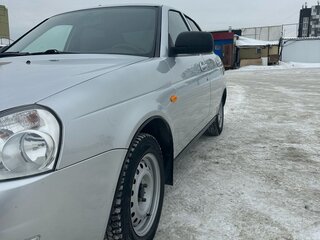 2018 Lada (ВАЗ) Priora I Рестайлинг, серебристый, 630000 рублей, вид 2