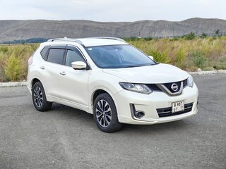 2017 Nissan X-Trail III, белый, 2150000 рублей, вид 4