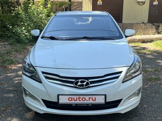 2014 Hyundai Solaris I Рестайлинг, белый, 950000 рублей, вид 1