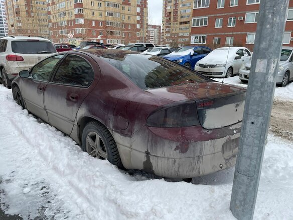 2001 Dodge Intrepid II, красный, 400000 рублей - вид 5