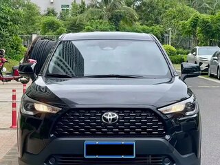2024 Toyota Corolla Cross I, чёрный, 3089590 рублей, вид 2