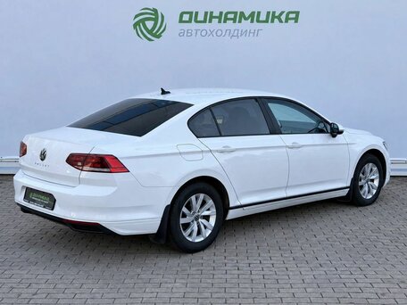 2021 Volkswagen Passat B8 Рестайлинг, белый, 2390000 рублей, вид 5