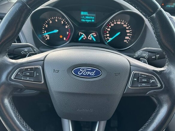 2017 Ford Kuga II Рестайлинг, чёрный, 1900000 рублей - вид 12
