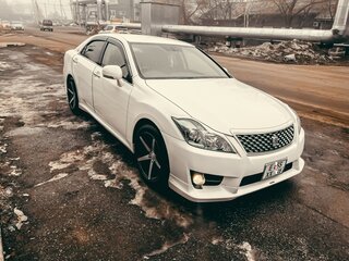 2010 Toyota Crown XIII (S200), белый, 2000000 рублей, вид 2