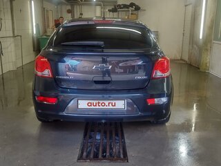 2014 Chevrolet Cruze I Рестайлинг, чёрный, 900000 рублей, вид 3