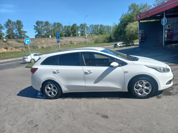 2015 Kia Ceed II Рестайлинг, белый, 755000 рублей - вид 3