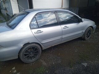 2007 Mitsubishi Lancer IX Рестайлинг, серебристый, 350000 рублей, вид 3