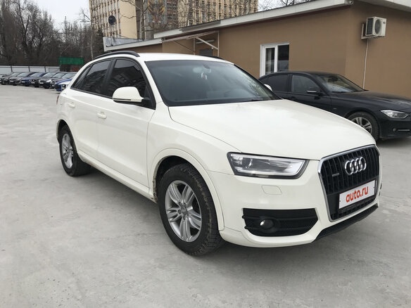 2012 Audi Q3 I (8U), белый - вид 1