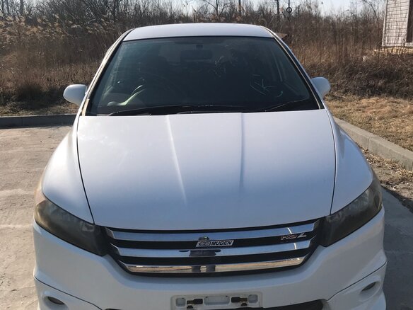 2011 Honda Stream II Рестайлинг, белый, 800000 рублей - вид 4