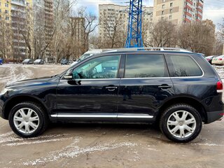 2008 Volkswagen Touareg I Рестайлинг, чёрный, 1150000 рублей, вид 2
